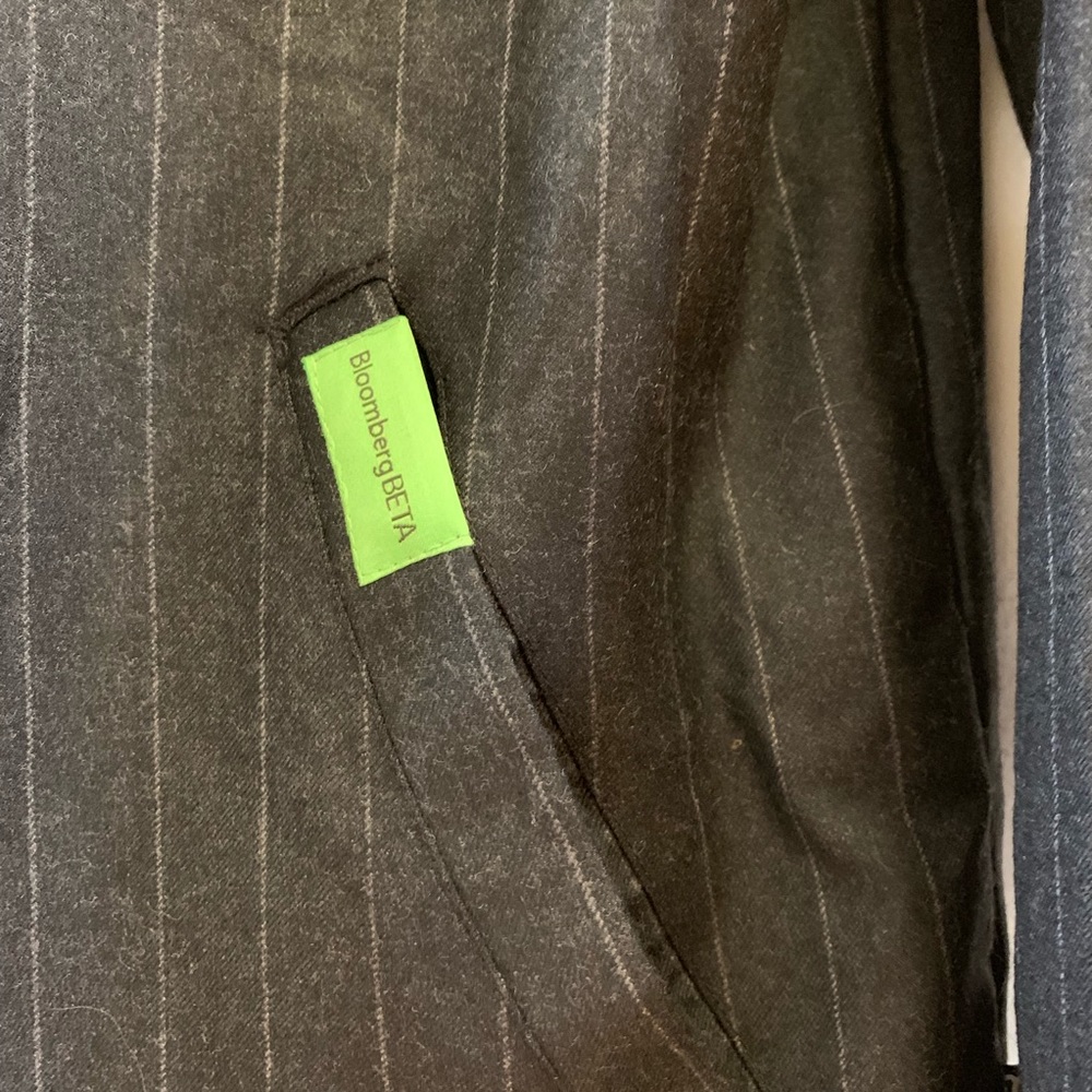 Betabrand Gray Pinstripe Executive Hoodie Medium - Picture 4 of 6